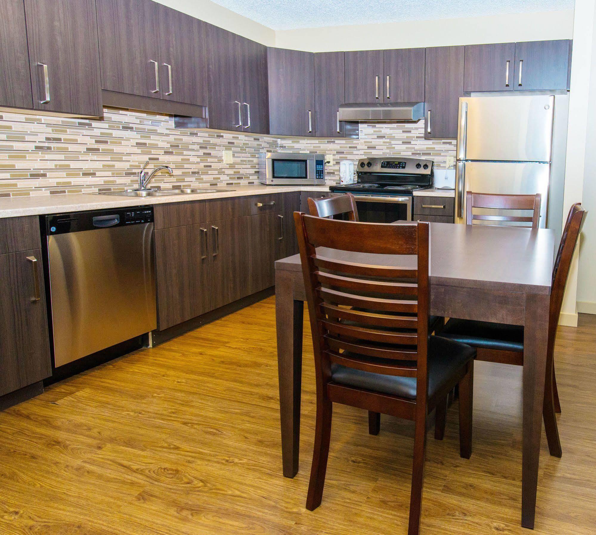 Capital Suites Yellowknife Zewnętrze zdjęcie